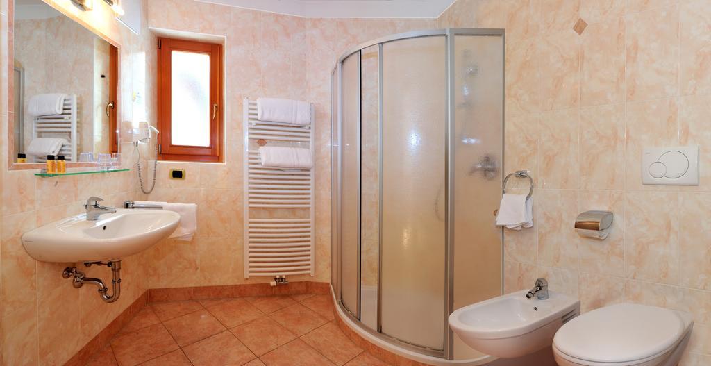 Hotel Hochrain Rasa Luaran gambar